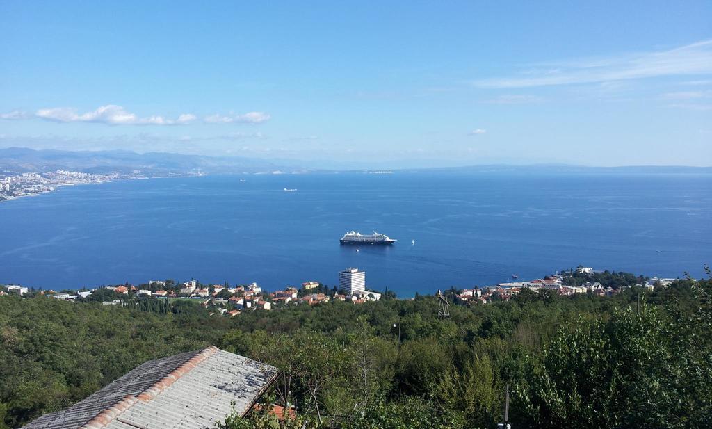 Apartment Panorama Opatija Matulji Oda fotoğraf